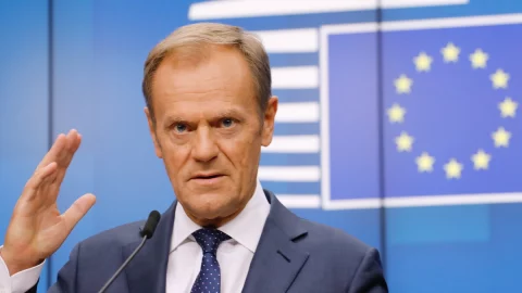 Elezioni Polonia: vincono i sovranisti ma la maggioranza è degli europeisti di Tusk