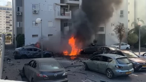 今日午後の株式市場：今のところ戦争の風は市場を揺るがしていない。 原油は上昇するが高値を下回るとレオナルドは輝く