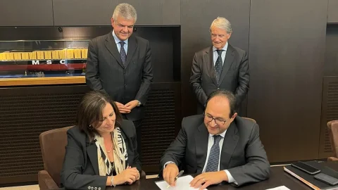 Fs Italiane et MSC unissent leurs forces pour construire de nouveaux terminaux maritimes : la société Mercitalia-Medlog est née