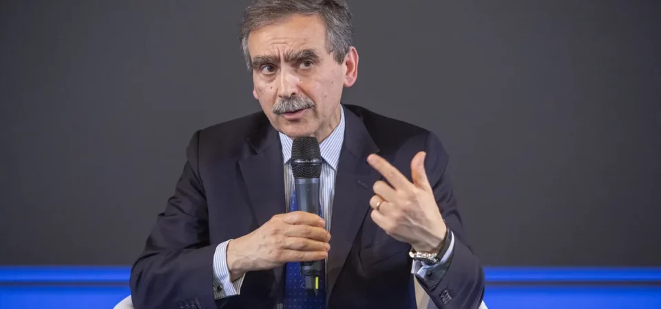MPS, decisive board meeting on Thursday, August 20th. Lovaglio goes all-in: double takeover bid for Banco BPM and Banca Generali.