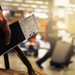 Viaggi, calano i turisti dall’Europa agli Usa. E anche le tariffe. Sarà un 2025 difficile per i profitti delle compagnie aeree?