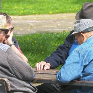 Yaşlılar ikramiyesi 850 Euro: kim buna hak kazanır, gereksinimler ve nasıl çalışır?