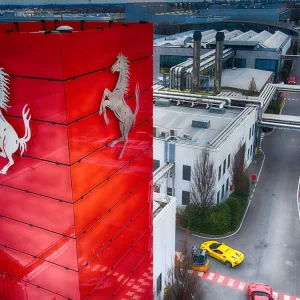 Ferrari-Philip Morris International: Fabrikaların karbondan arındırılması ve sürdürülebilir enerji konusunda ortaklık