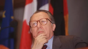 Il politico francese Jacques Delors