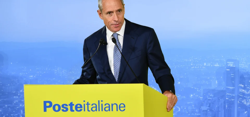 Poste Italiane: ricavi e redditività da record nel primo semestre, la società migliora la guidance e il titolo corre