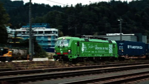 Transporte de mercancías: FS refuerza su presencia en Alemania con la adquisición de Exploris