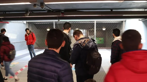 Toplu taşıma grevi 15 Aralık: Salvini grevi 4 saate indirdi ancak otobüs ve metronun kesintiye uğrama riski var