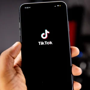 TikTok, Антимонопольное законодательство: штраф в размере 10 миллионов евро за недобросовестные действия. Новая плитка после риска запрещена в США