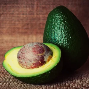 Avocado, healthy fashion has a cost: forest at risk in Mexico