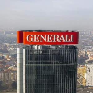 Generali: undă verde pentru bugetul 2023, dividende și răscumpărare. Dar Delfin și Caltagirone părăsesc adunarea