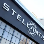 Stellantis: vendite e ricavi in calo nel primo trimestre. La Cfo Knight: “Redditività in crescita nella seconda parte dell’anno”