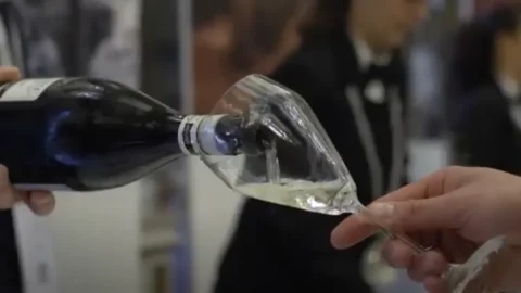 Alta Langa 2024: lebih dari 150 wine dari 60 perusahaan di Teatro Regio di Turin pada 18 Maret