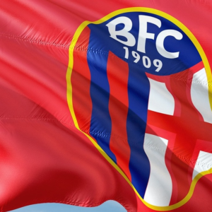 Supercoupe d'Italie&nbsp;: Bologne poursuit son parcours exceptionnel en s'imposant face à l'Inter aux tirs au but et en affrontera Naples en finale. Ce soir, Juve-Roma s'affrontent en championnat.