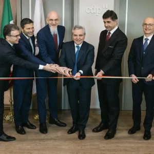 CDP membuka kantor pusat baru di Beograd: rencana untuk negara-negara non-UE sedang berjalan. Dua perjanjian senilai 50 juta ditandatangani
