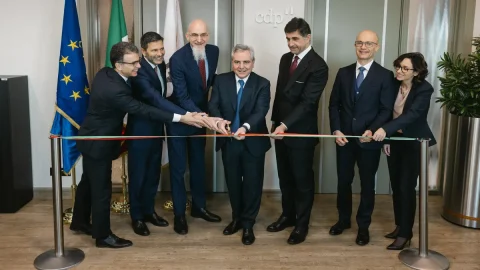 O CDP abre nova sede em Belgrado: o plano para países fora da UE está em andamento. Dois acordos de 50 milhões assinados
