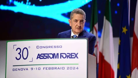 Panetta en Forex: economía débil pero inflación en caída. Tres condiciones para un cambio de política monetaria