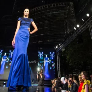 Milan Fashion Week dimulai: dari 20 hingga 26 Februari 56 peragaan busana, dengan pendapatan lebih dari 70 juta. Berikut kalender lengkapnya