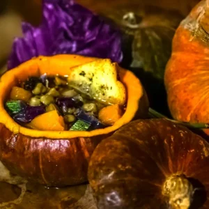 „Kohlsuppe“, die Vorteile des Gartens und Hülsenfrüchte auf dem Teller, im gesunden Rezept von Köchin Alessandra Ingenetti