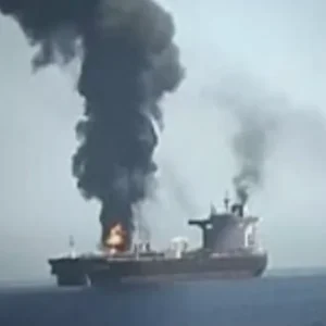 جنگوں کا بیرومیٹر، بحیرہ احمر میں تناؤ بڑھتا ہے: حوثیوں نے MSC کنٹینر جہاز پر حملہ کیا