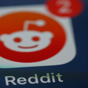 Reddit وال اسٹریٹ پر اترا۔ آئی پی او $34 فی حصص پر سیٹ کیا گیا۔