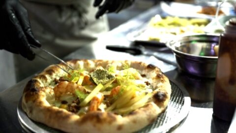 منتدى عالم البيتزا: ثلاثة أيام في بارما لكتابة بيان مطعم البيتزا العلائقي