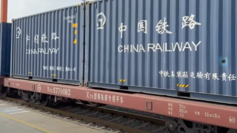Belt and Road: Läuft die Zukunft des internationalen Handels auf Schienen?