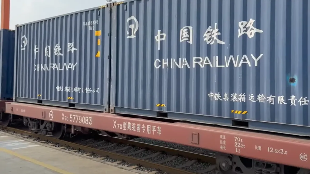 السكك الحديدية بين الصين وأوروبا