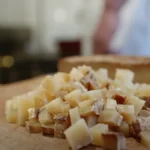 ファトゥリ、アダメロブロンドヤギのスモークチーズ：最高のレシピはこちら