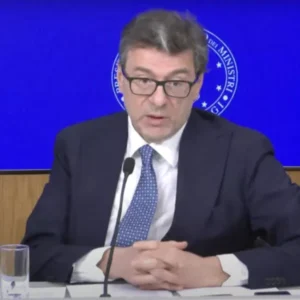 Def sem números, MDL ok: PIB +1% em 2024, o Superbonus aumenta a dívida. Giorgetti: “Prioridade de corte em cunha em 2025”