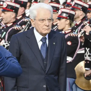 Mattarella em 25 de abril: “Crimes desumanos cometidos pelos nazifascistas, é um dever estar unidos no antifascismo”