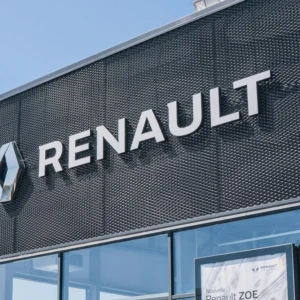 Renault: primul trimestru solid, cu creștere a vânzărilor și a veniturilor, prognozele pentru 2024 confirmate