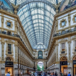 Tiffany & Co. выиграла рекордный аукцион по покупке магазина в Galleria в Милане. Вот сколько вы заплатите городу