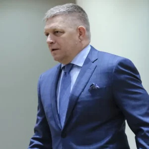 Attack on Slovakian (and pro-Russian) Prime Minister Robert Fico: "He is in danger of his life." The attacker arrested. Here's what happened