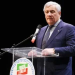 Tajani abbaia ma non morde mai e adesso abbassa la guardia anche sul MES:”Non è una priorità”