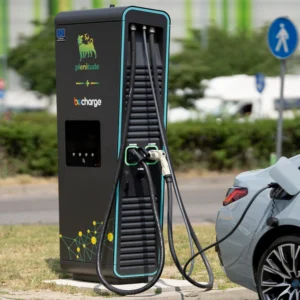 Plenitude perfeziona l’operazione di acquisizione del 100% di Acea Energia