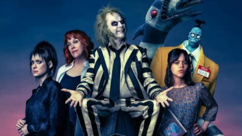 Tim Burton e Monica Bellucci alla Mostra del Cinema di Venezia per il film di apertura “Beetlejuice Beetlejuice”