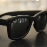 Meta entra in EssilorLuxottica con il 3%: investimento da 3 miliardi per gli occhiali del futuro basati su IA
