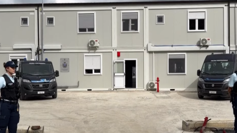 Albania, il Tribunale di Roma sospende il trattenimento e rinvia alla Corte Ue: i migranti tornano in Italia