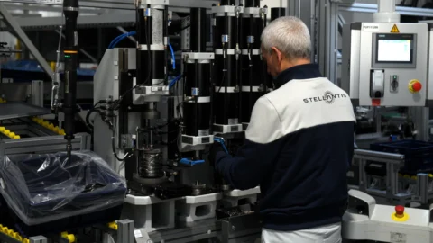 Mirafiori, Stellantis proroga la chiusura: stop fino al 20 gennaio