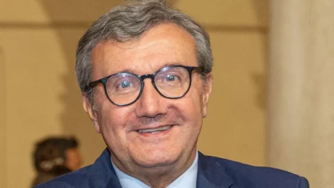 La crisi dell’industria è innegabile: “L’Europa risponda a Trump unita e segua le ricette di Draghi e Letta”, parla Franco Mosconi