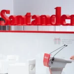 Banco Santander: utili record nel primo semestre, aumentano anche i ricavi. E il titolo festeggia a Madrid