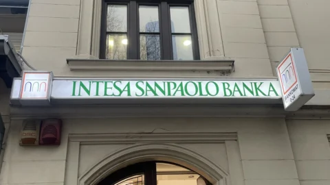 Intesa Sanpaolo sottoscrive convenzione ministero-Abi per l’imprenditoria giovanile