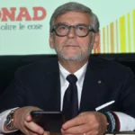 Conad, Auchan'ın satın alınmasına ilişkin soruşturmada 36 milyon dolara el koydu: 9 kişi yolsuzluk ve kara para aklama suçlamasıyla yargılanıyor