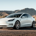 Borse in attesa dei dati sull’economia Usa. Tesla recupera dopo il siparietto Trump-Musk. A Piazza Affari occhi su Leonardo e Intesa