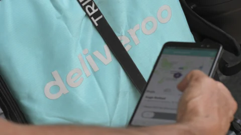 Deliveroo, DoorDash la compra per 3,9 miliardi di dollari con un premio del 29%. Si attende il consenso di Amazon