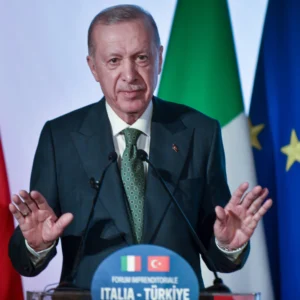 Governo di Israele, sì unanime a riconoscimento genocidio armeno: mossa anti-Erdogan? Bahrein: azione internazionale contro l’Iran