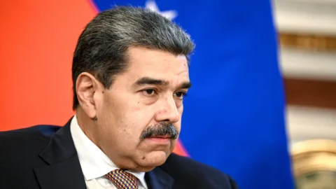 Venezuela, Maduro sfida l’Onu e conferma le elezioni nei territori contesi alla Guyana