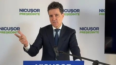 Elezioni Romania, ribaltone al ballottaggio: vince a sorpresa l’europeista Dan sconfiggendo i filorussi