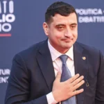 Elezioni Romania: vola l’estrema destra di Simion, ballottaggio decisivo il 18 maggio