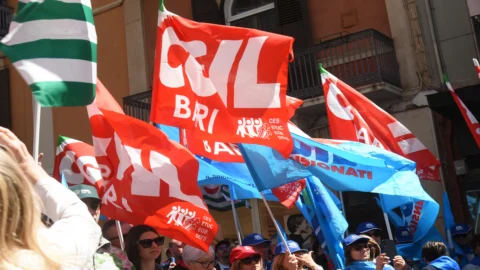 Partecipazione dei lavoratori alle aziende: la nuova legge, voluta dalla Cisl ma non dalla Cgil, avvierà un nuovo corso sindacale?